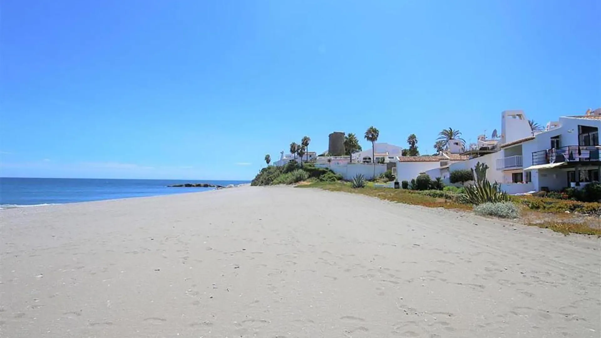 Beachhouse Galore Estepona Spanien