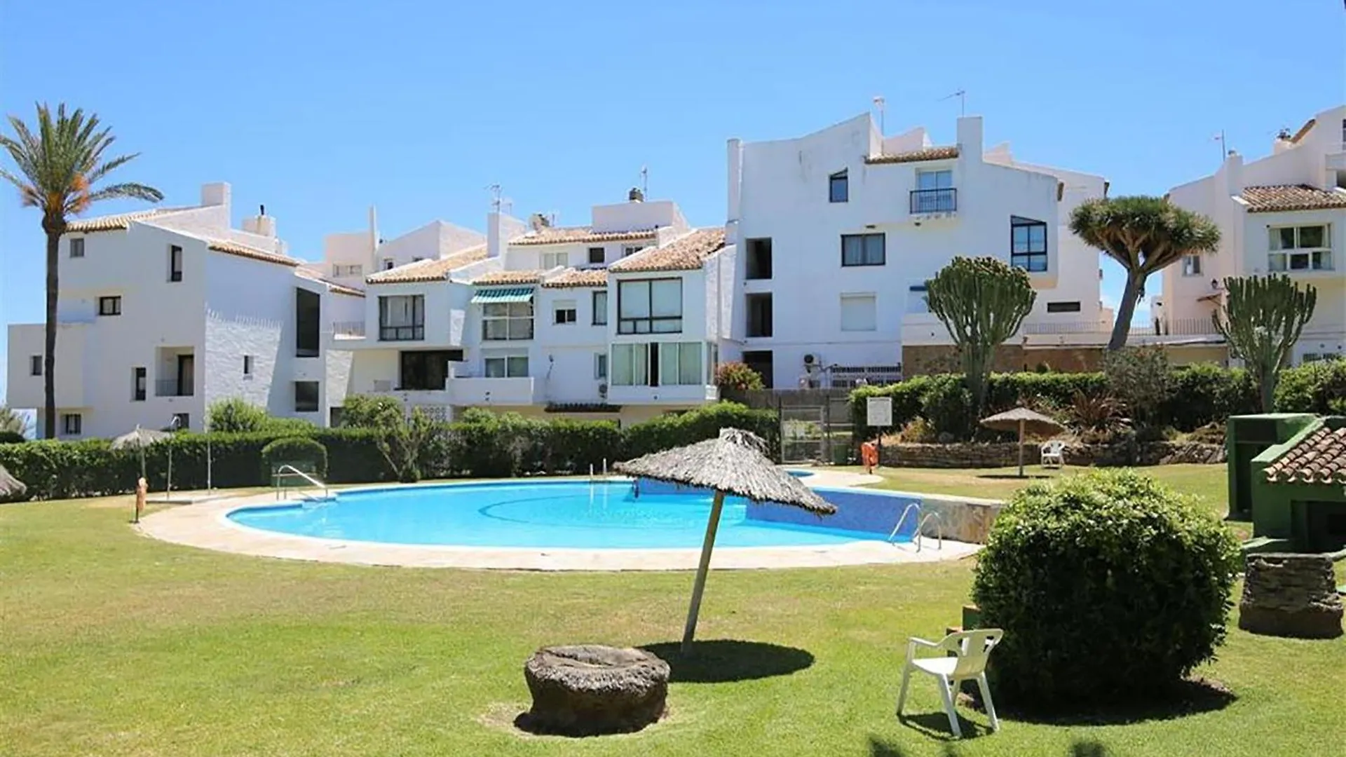 Beachhouse Galore Estepona 0*,  Spanien